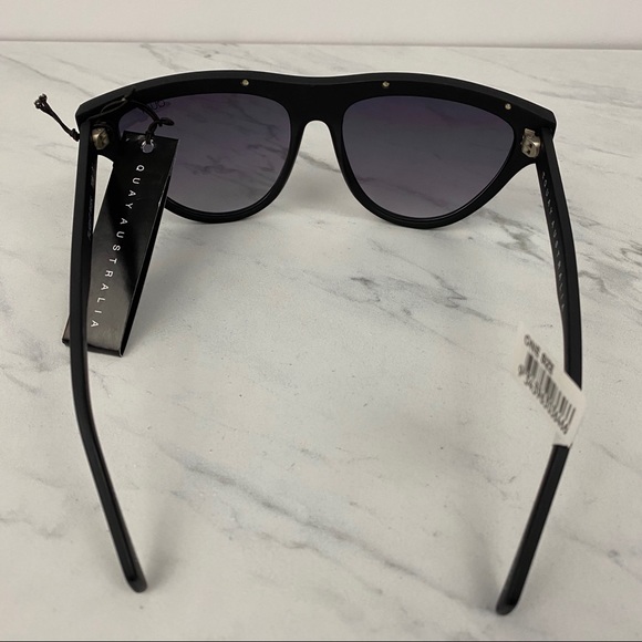 Quay Australia • Flight Risk Sunglasses - Picture 6 of 8